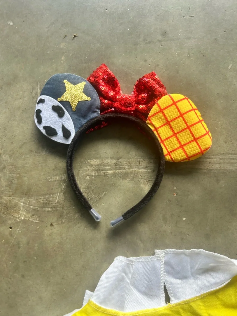 Toy Story Disney Jessie Cowgirl Costume with Jessie Mouse Ears | Size Small 4-6X